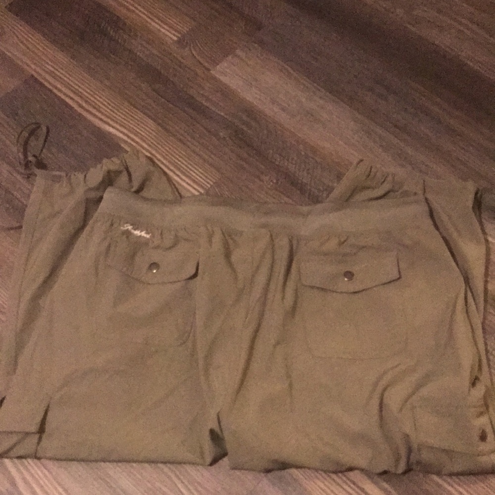 Soothfeel Capri Pants Bundle - image 7